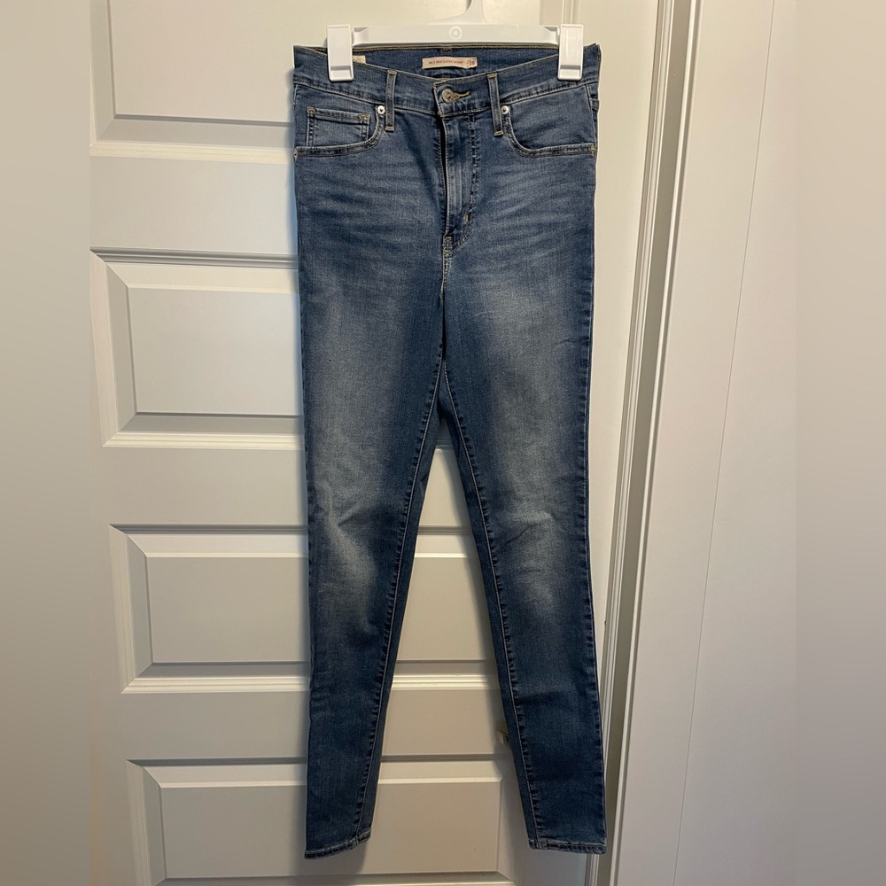 Levi’s high waisted skinny jeans